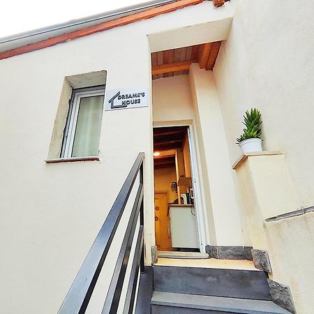 Apartamento Dreams'S House CTA Exterior foto
